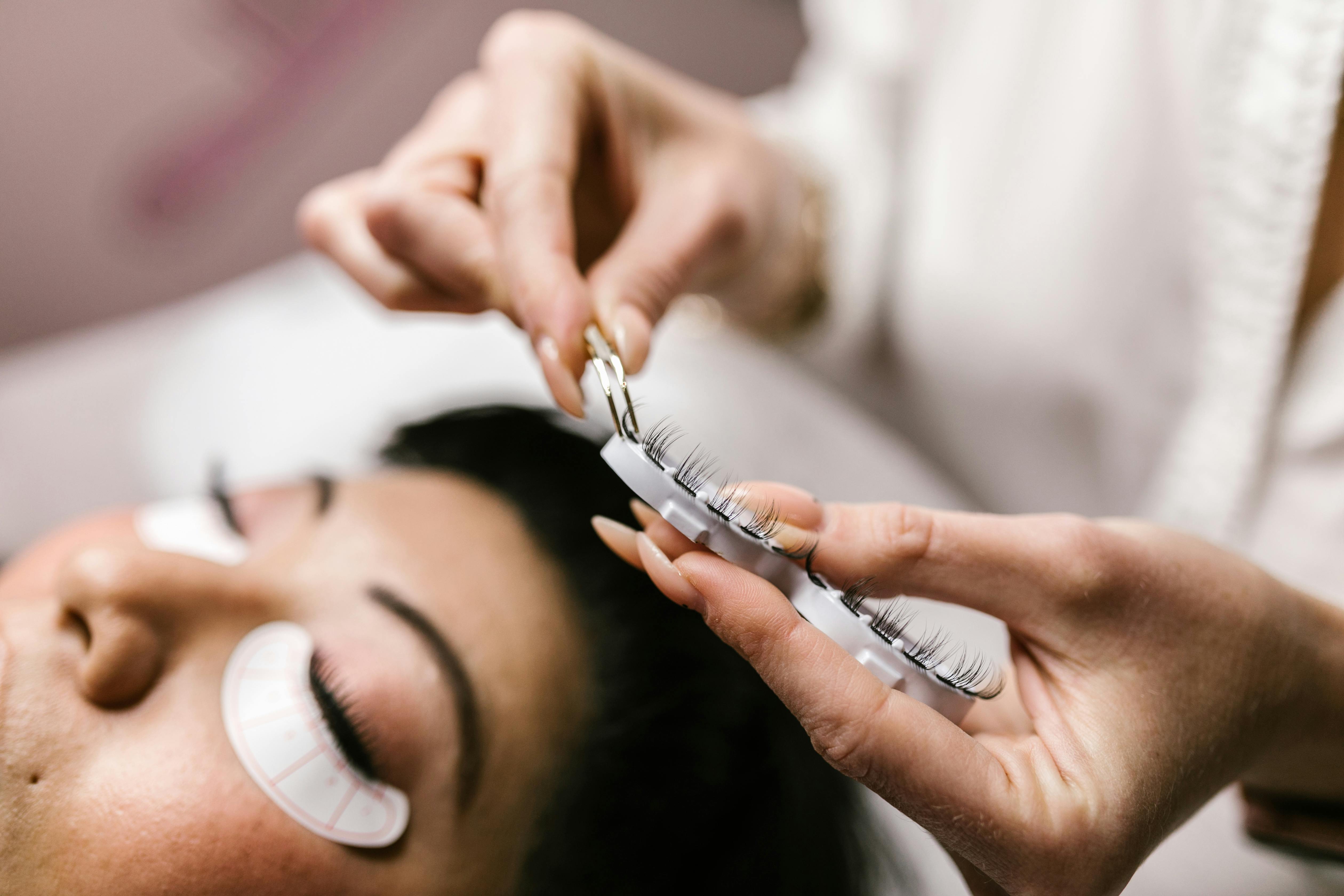 Wimpern/Augenbrauen